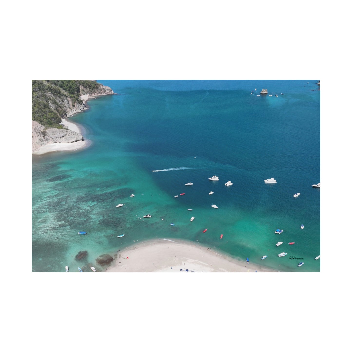 "Tropical Serenity: Escape to Isla Tortuga, Costa Rica"- Canvas