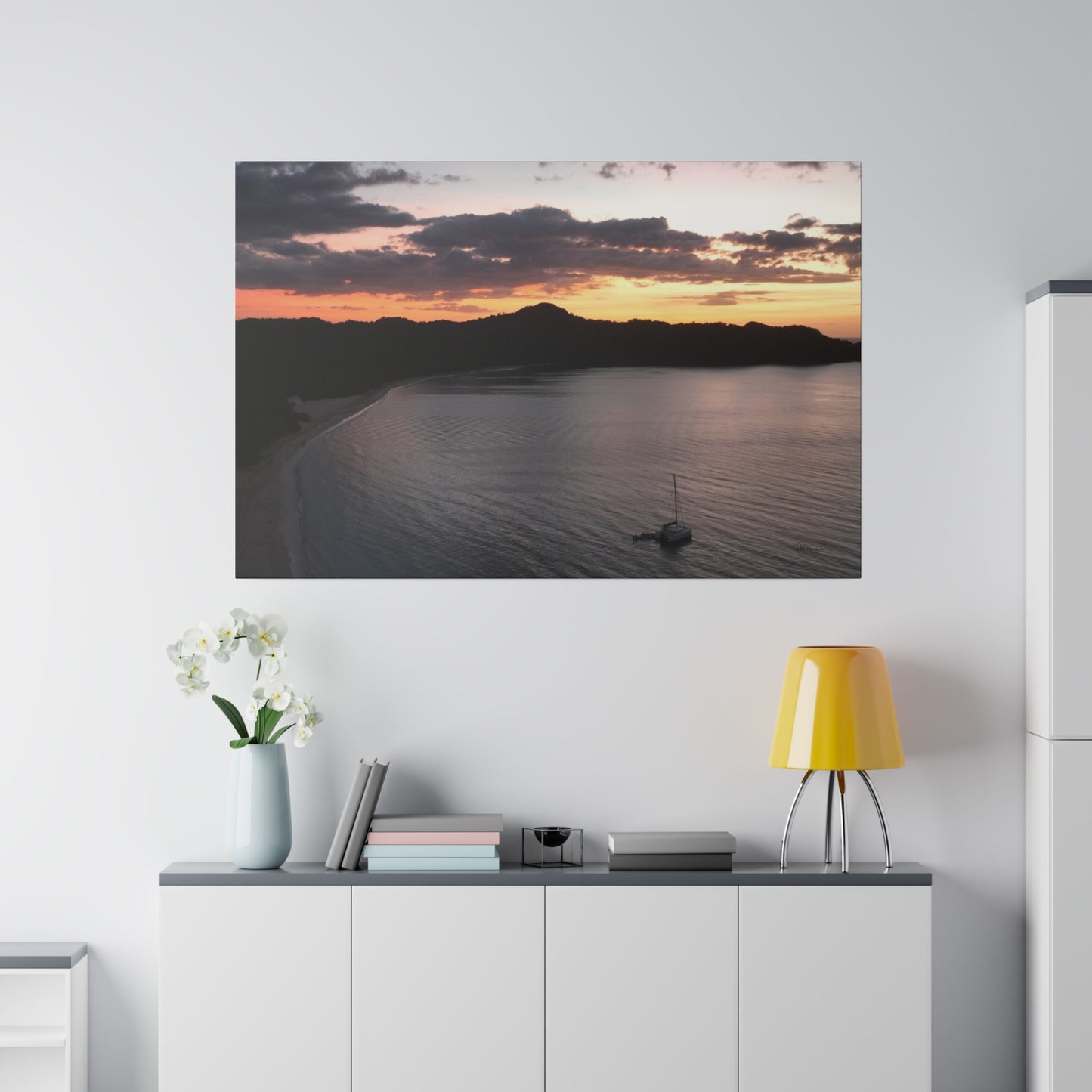 "Embracing Paradise: Costa Rica's Tropical Tapestry"- Canvas