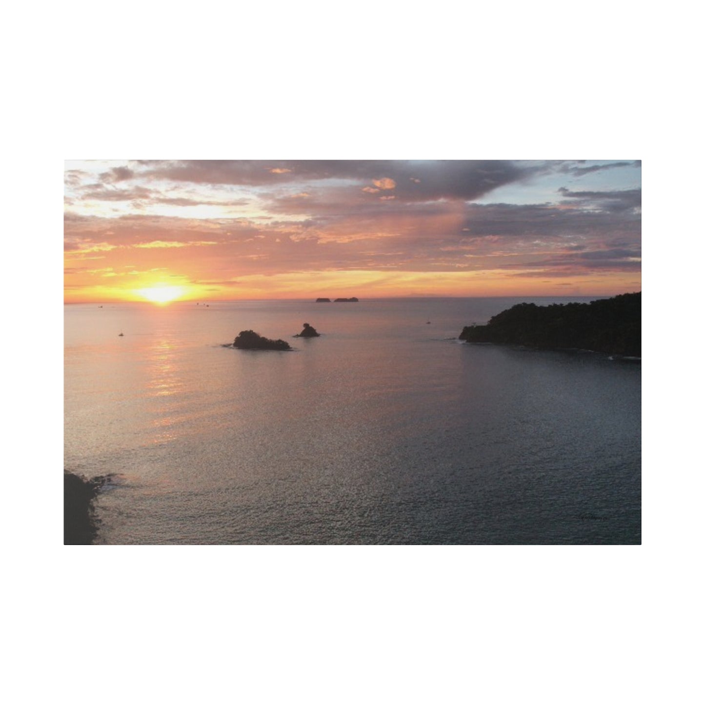 "Tropical Serenade: Las Catalinas, Guanacaste - A Paradise Unveiled"- Canvas