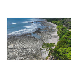 "Essence of Emerald: Capturing Costa Rica's Vibrant Tropical Majesty"- Canvas