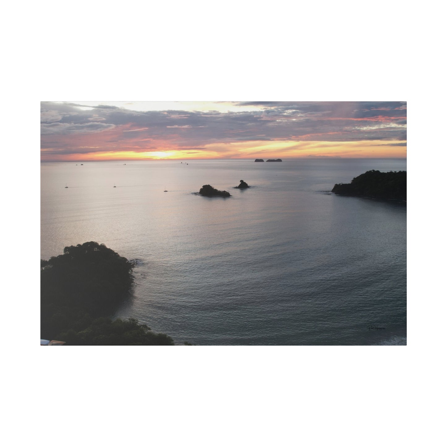 "Tropical Bliss: The Allure of Las Catalinas, Guanacaste"- Canvas