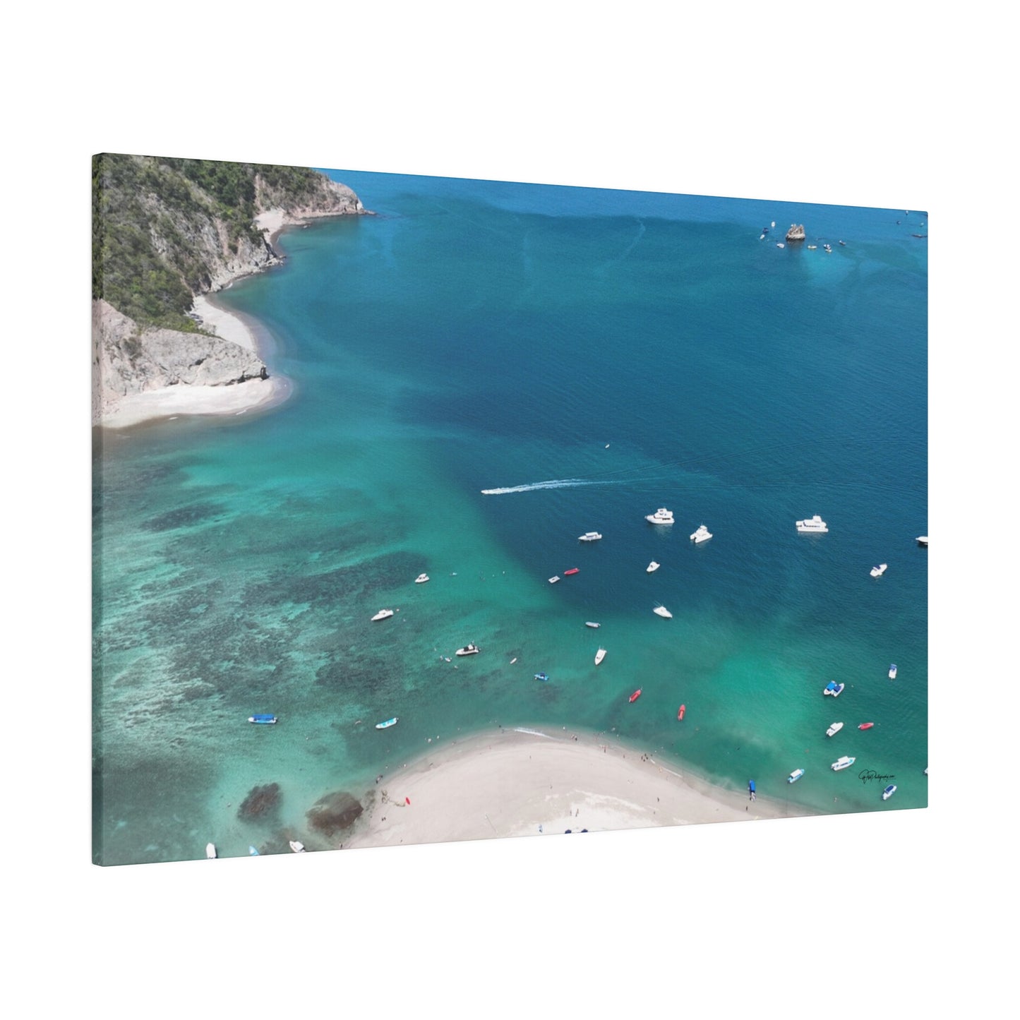 "Tropical Serenity: Escape to Isla Tortuga, Costa Rica"- Canvas