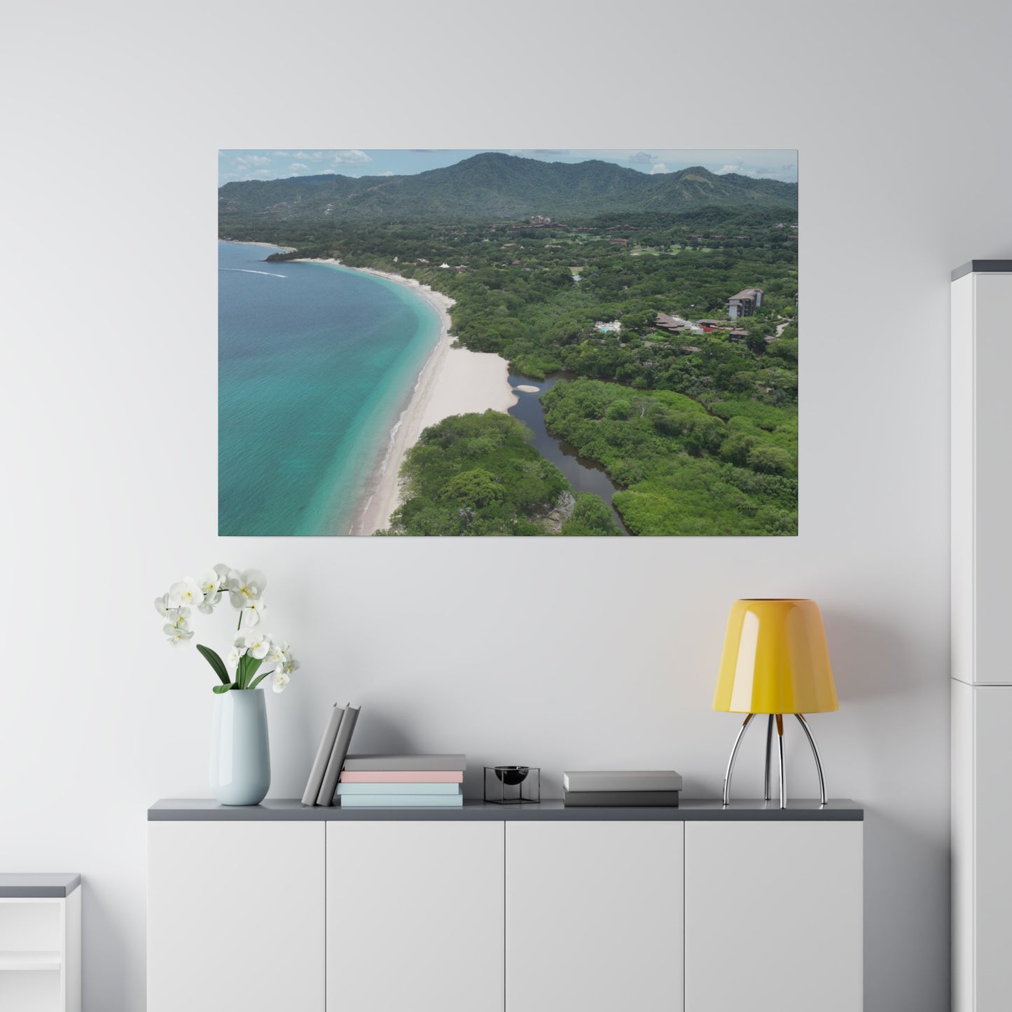 "Tropical Rhapsody: A Lush Symphony of Costa Rica's Paradisiacal Landscapes"- Canvas