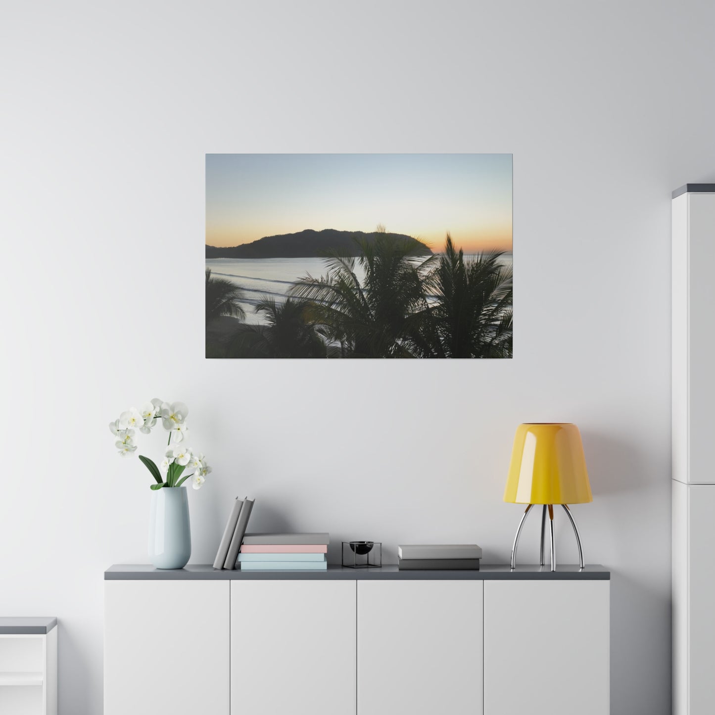 "Paradise Glow: Costa Rica Sunset Spectacles"- Canvas