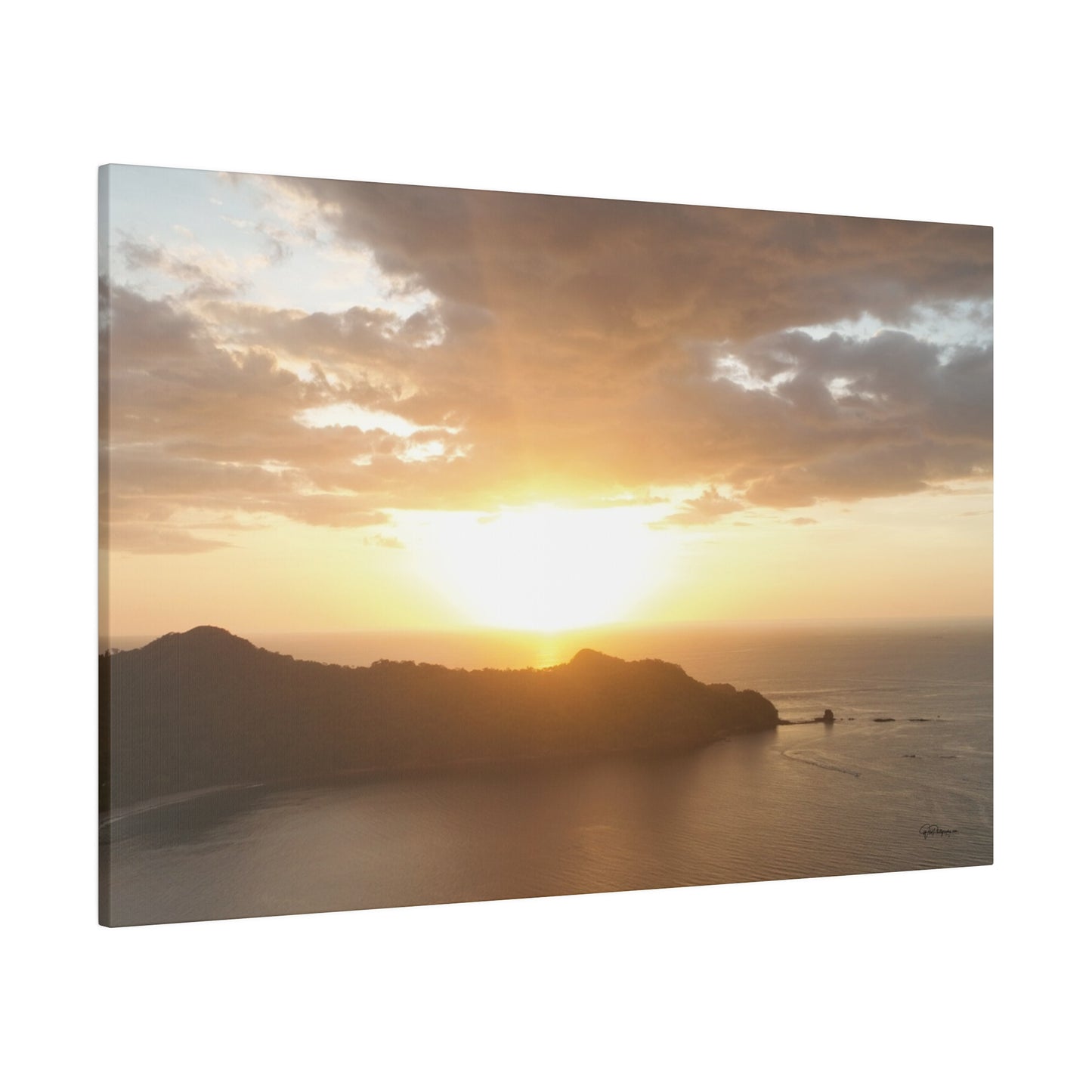 "Embracing Paradise: A Serene Journey through Costa Rica's Tropical Wonders"- Canvas