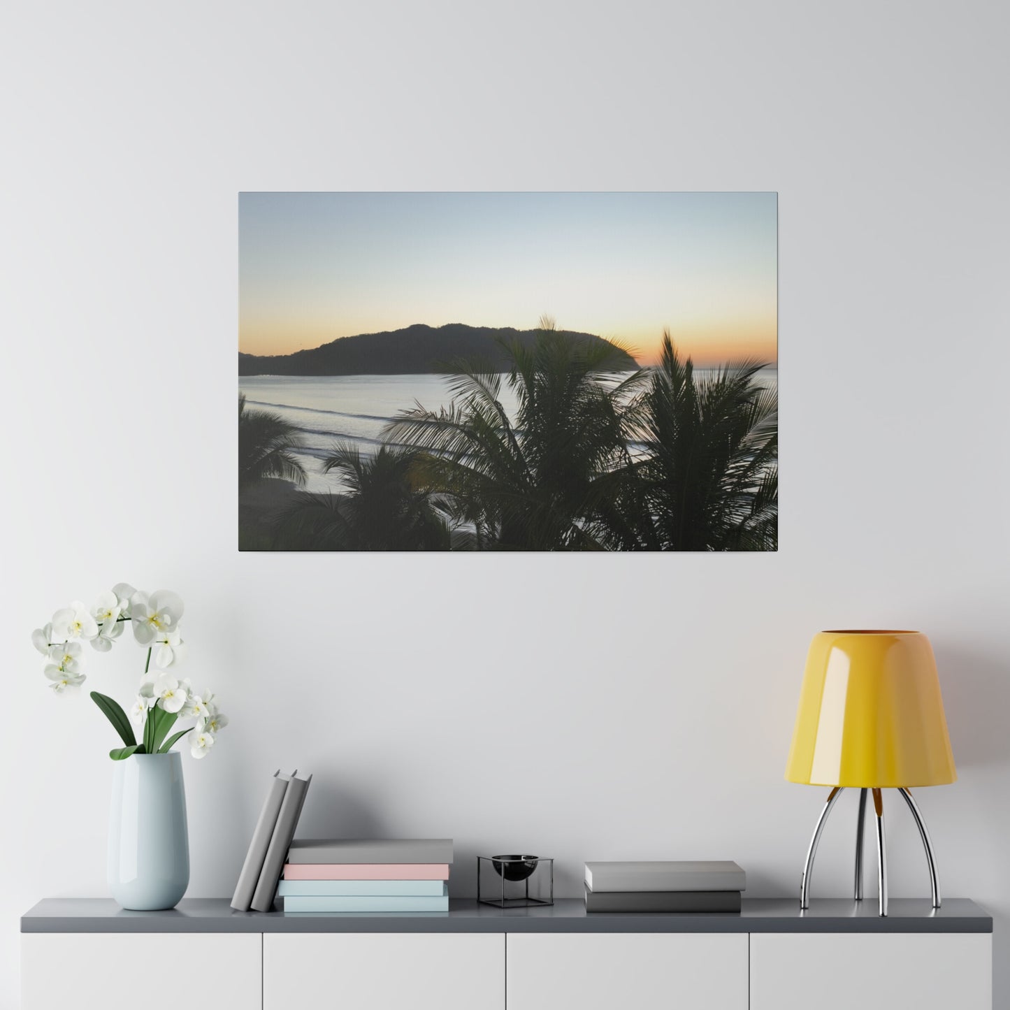"Paradise Glow: Costa Rica Sunset Spectacles"- Canvas