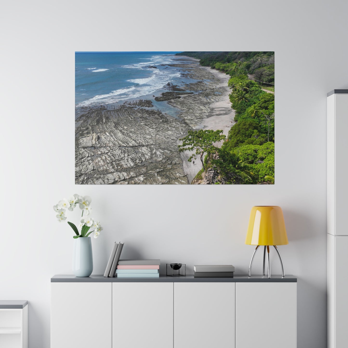 "Essence of Emerald: Capturing Costa Rica's Vibrant Tropical Majesty"- Canvas