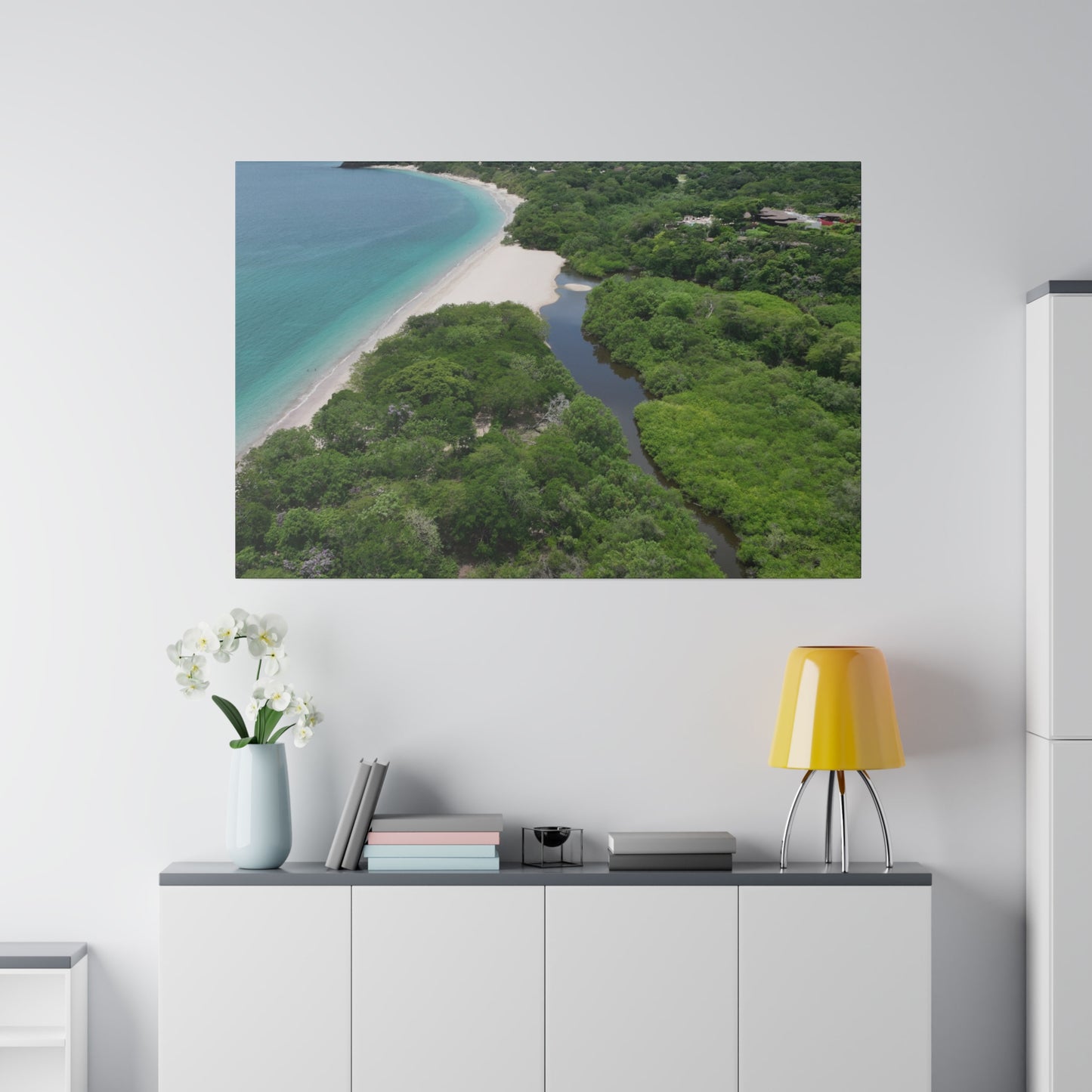 "Emerald Enchantment: Costa Rica's Tropical Paradise Unveiled"- Canvas