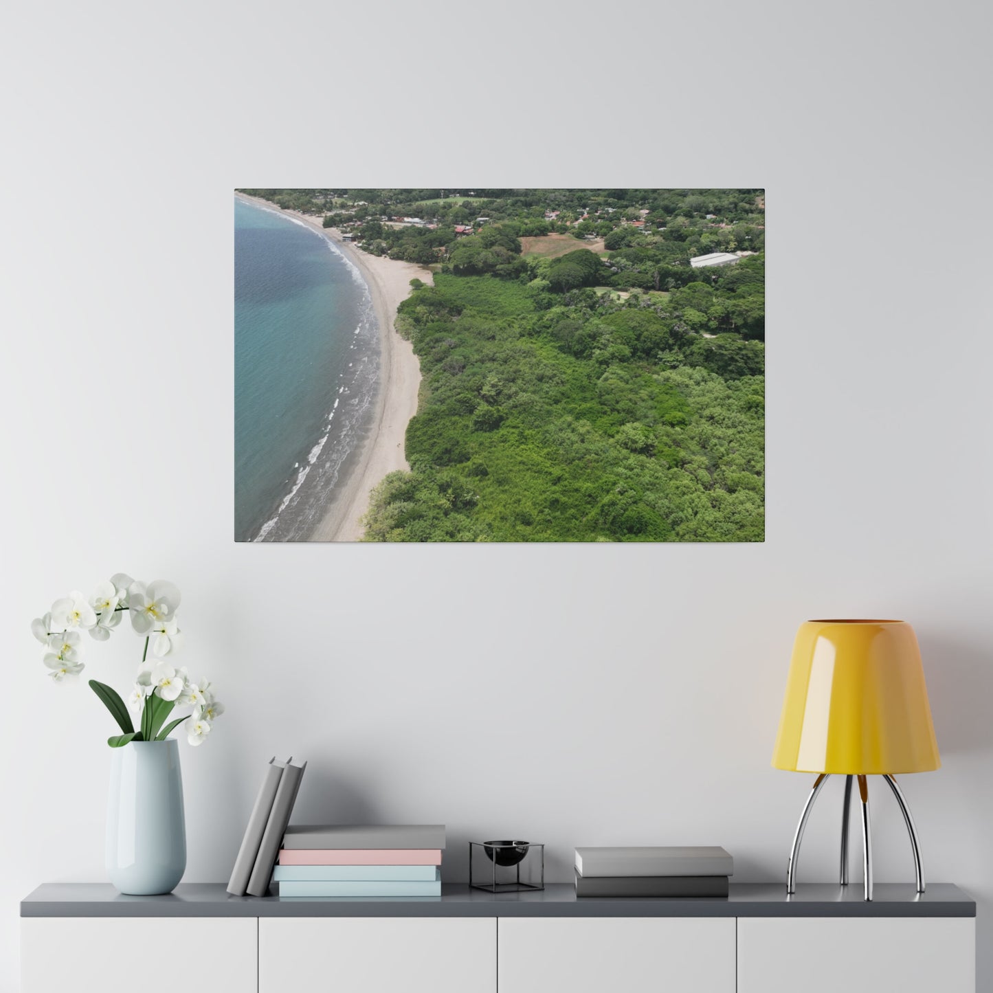 "Emerald Eden: Costa Rica's Tropical Paradise Unveiled"- Canvas