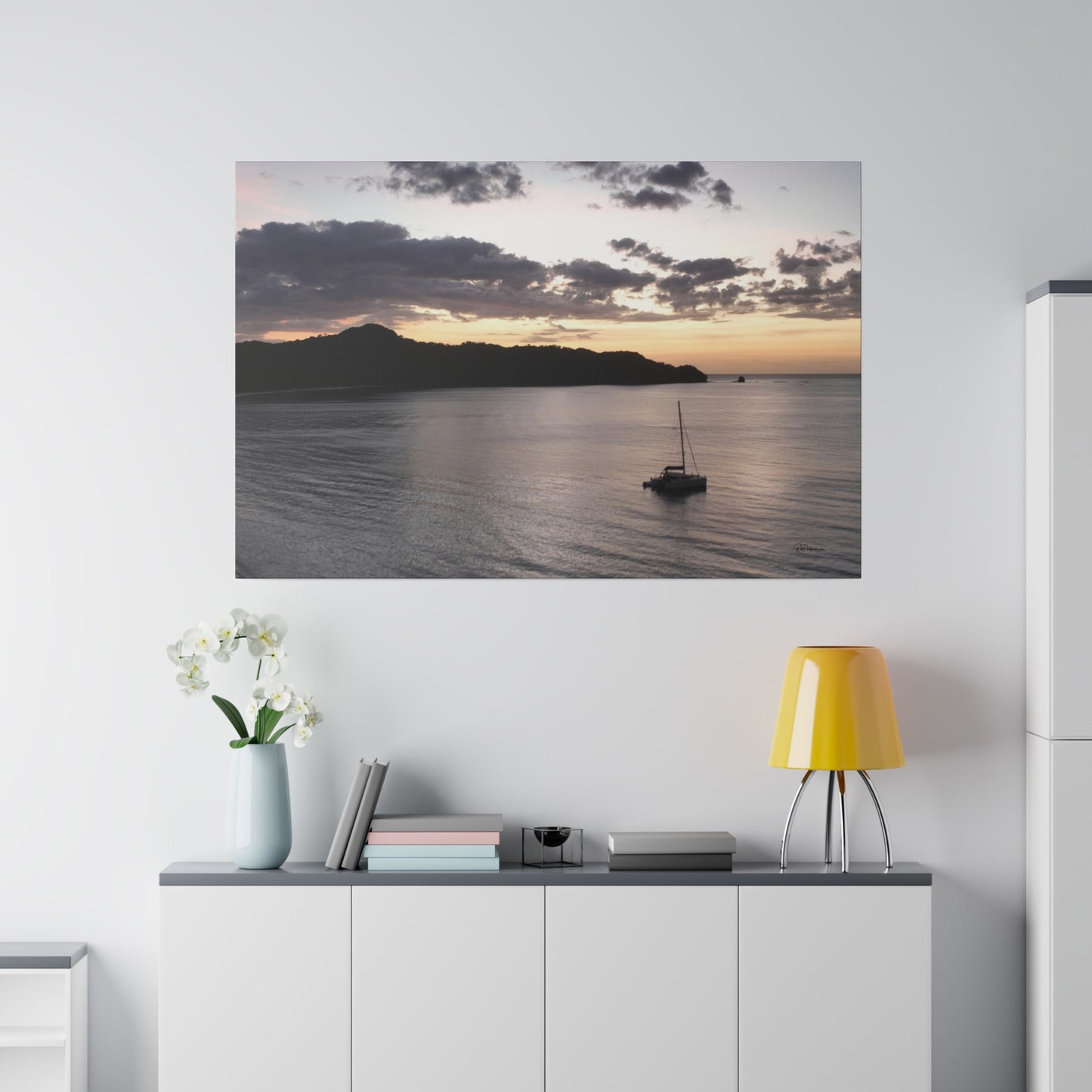 "Tropical Tranquility: An Enchanting Vista of Costa Rica's Splendid Paradise"- Canvas