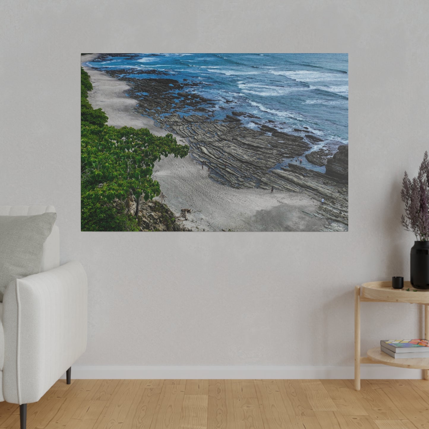 "Paradise Unveiled: The Lush Tropical Splendor of Costa Rica"- Canvas