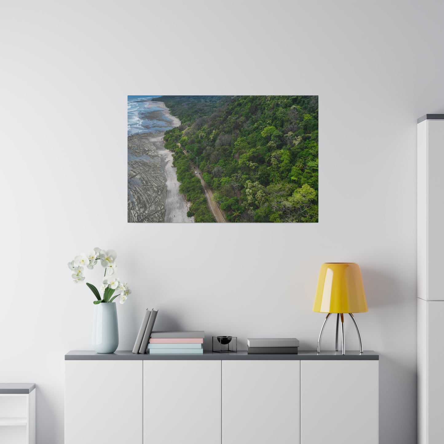 "Emerald Eden: A Breathtaking Journey through Costa Rica's Tropical Paradise"- Canvas