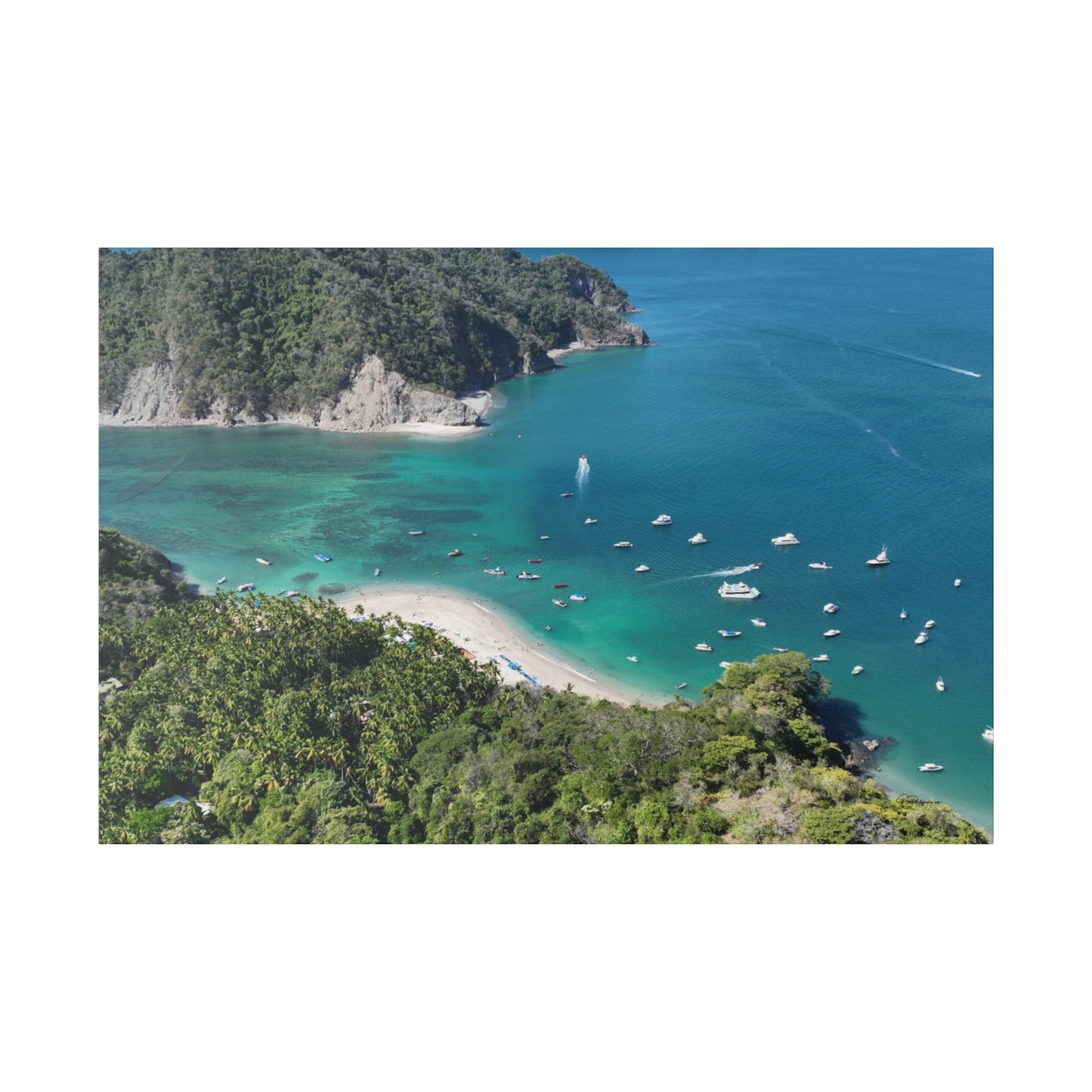 "Paradise Unleashed: Vivid Vistas of Isla Tortuga, Costa Rica"- Canvas