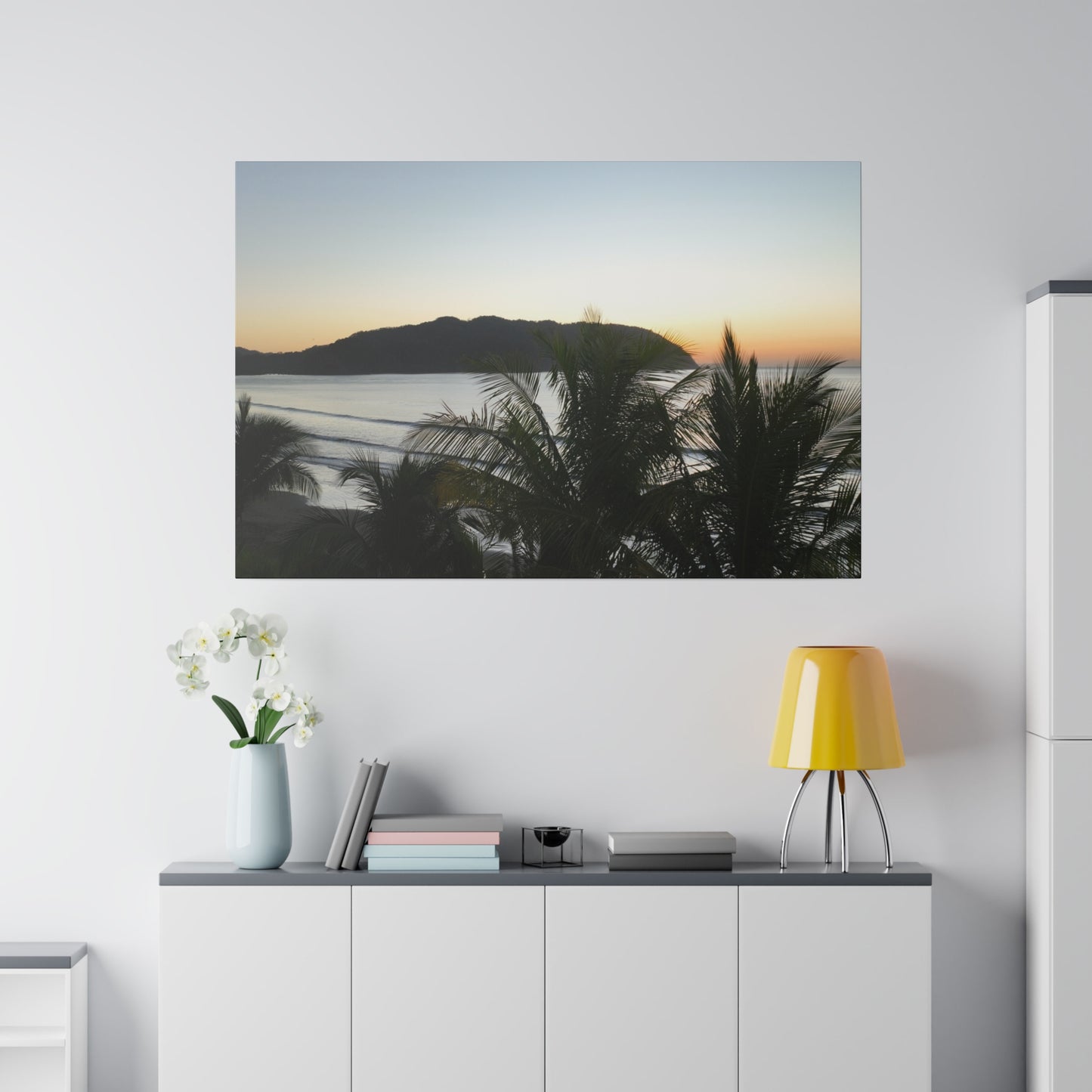 "Paradise Glow: Costa Rica Sunset Spectacles"- Canvas