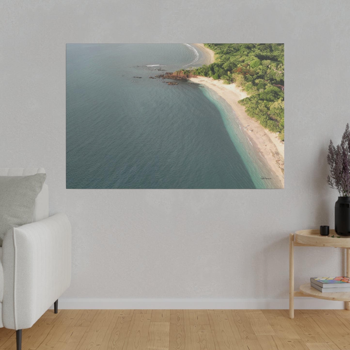 "Enchanted Eden: A Lush Glimpse of Costa Rica's Tropical Wonderland"- Canvas