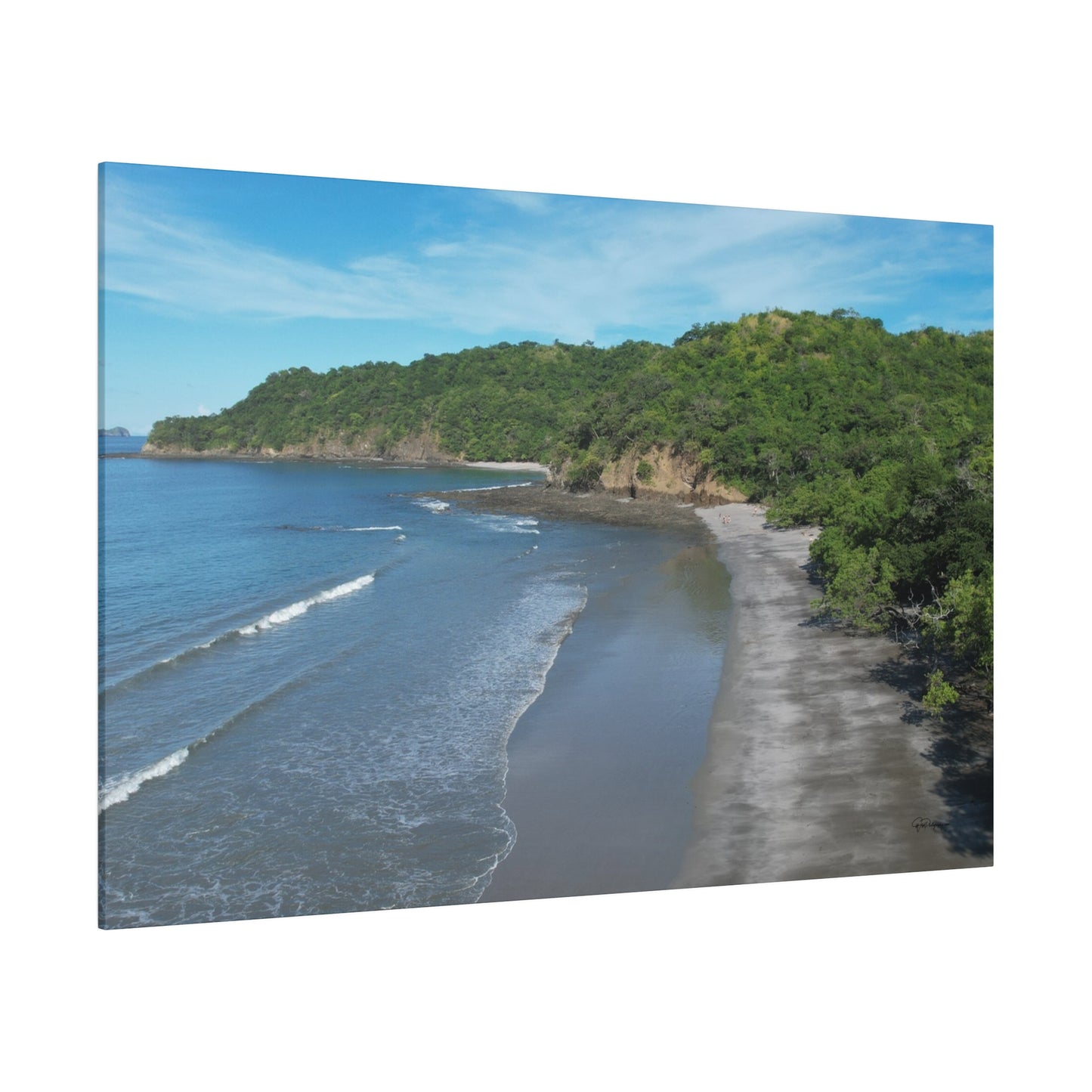 "Tropical Bliss: An Enchanting Escape to Las Catalinas, Guanacaste"- Canvas