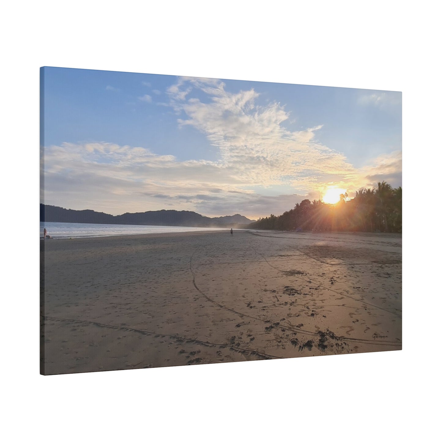 "Paradise Dusk: Costa Rica Sunset Serenade"- Canvas