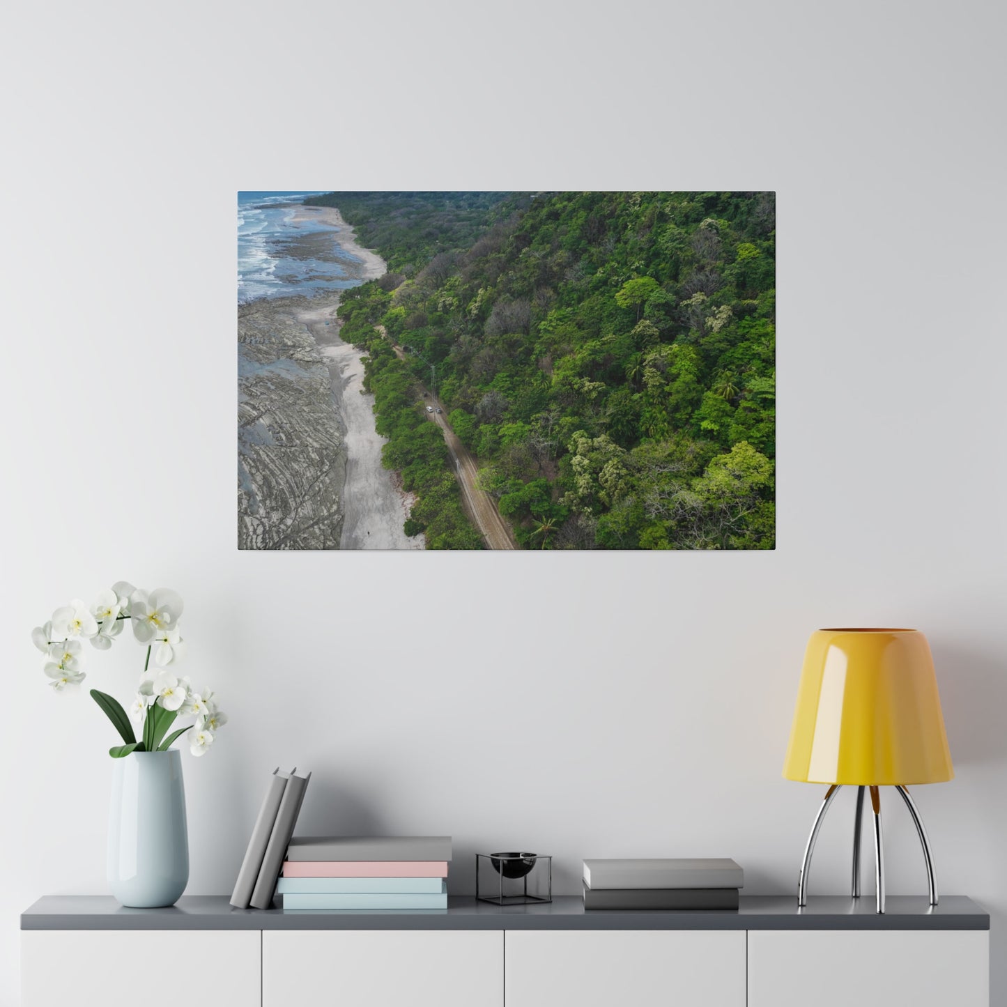 "Emerald Eden: A Breathtaking Journey through Costa Rica's Tropical Paradise"- Canvas