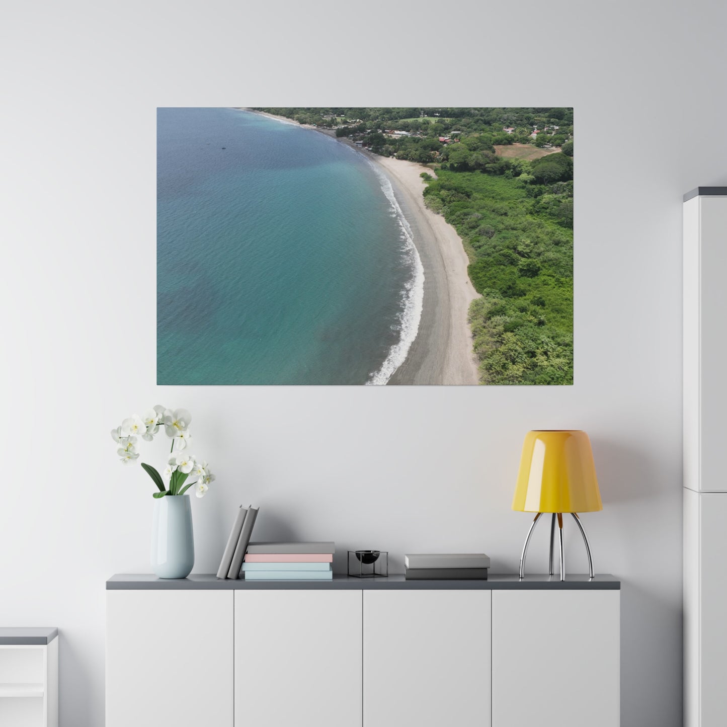 "Emerald Enchantment: Costa Rica's Tropical Paradise Unveiled"- Canvas