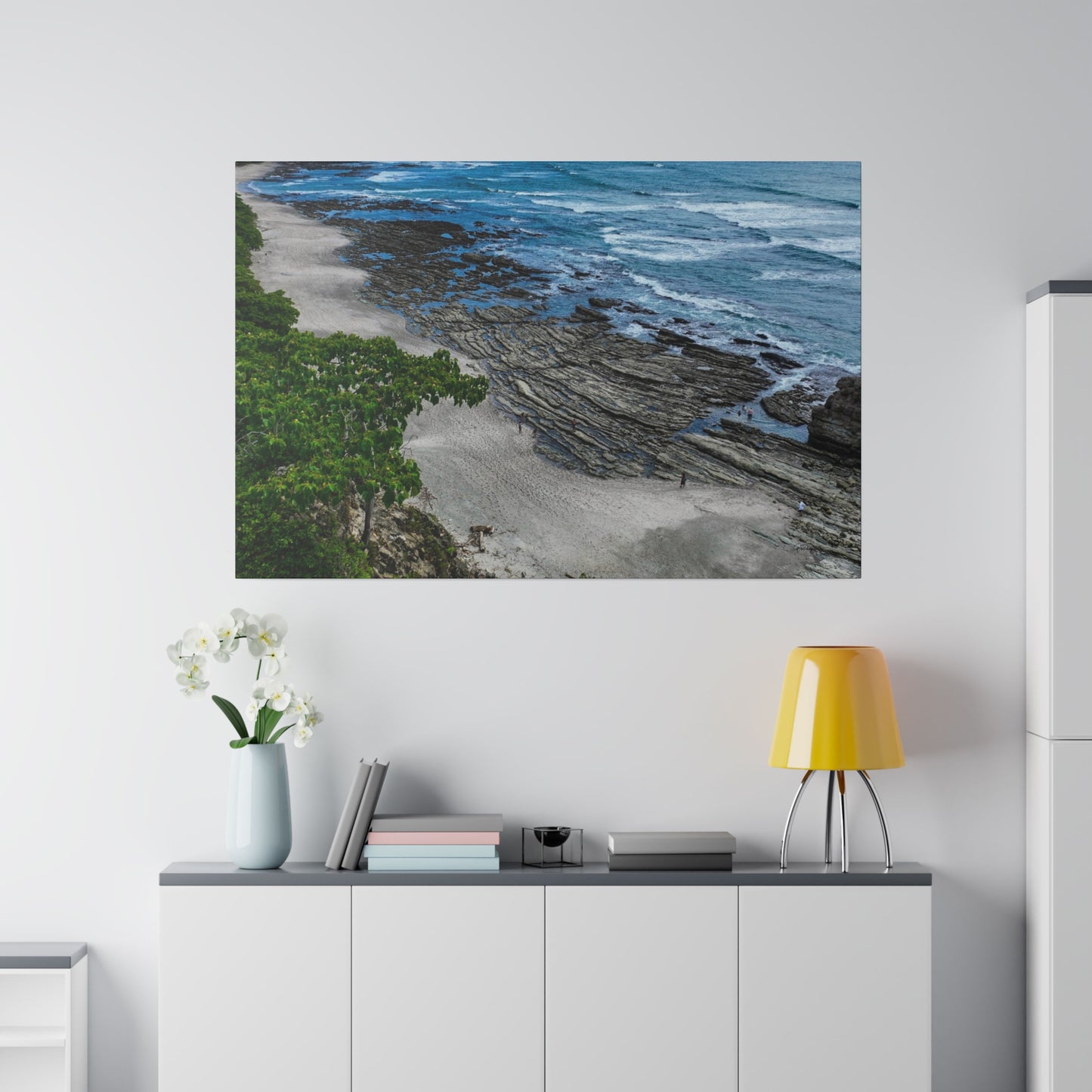 "Paradise Unveiled: The Lush Tropical Splendor of Costa Rica"- Canvas